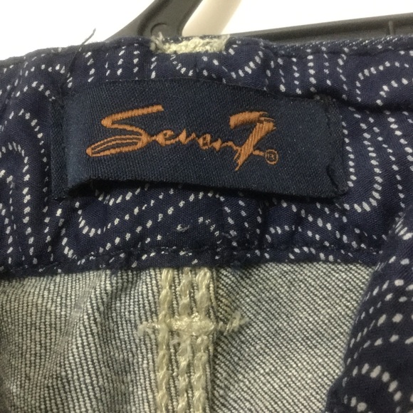 Seven7 Blue Jean Size 8 Flare Leg Distress Stretch - Picture 6 of 8